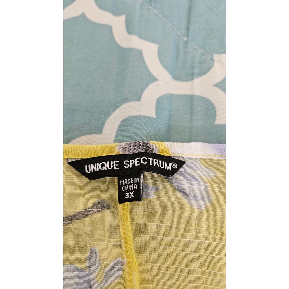 Unique Spectrum Yellow Floral Boho Blouse 3X Lace Hem Tassel Tie Top - Picture 2 of 9
